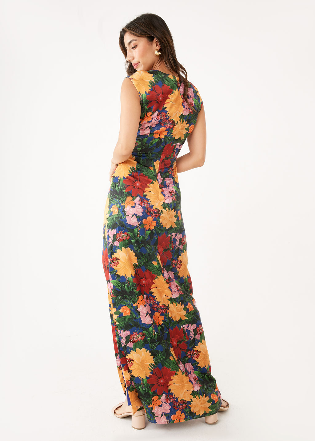 Vestido Atemporal Mar de Flores